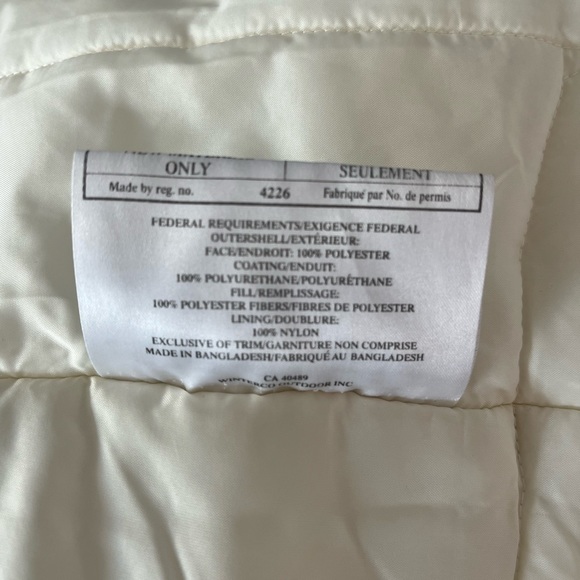 Board Dokter Sz 10 Cream Puffer with Silver Faux Fur Hood Trim - Picture 8 of 9